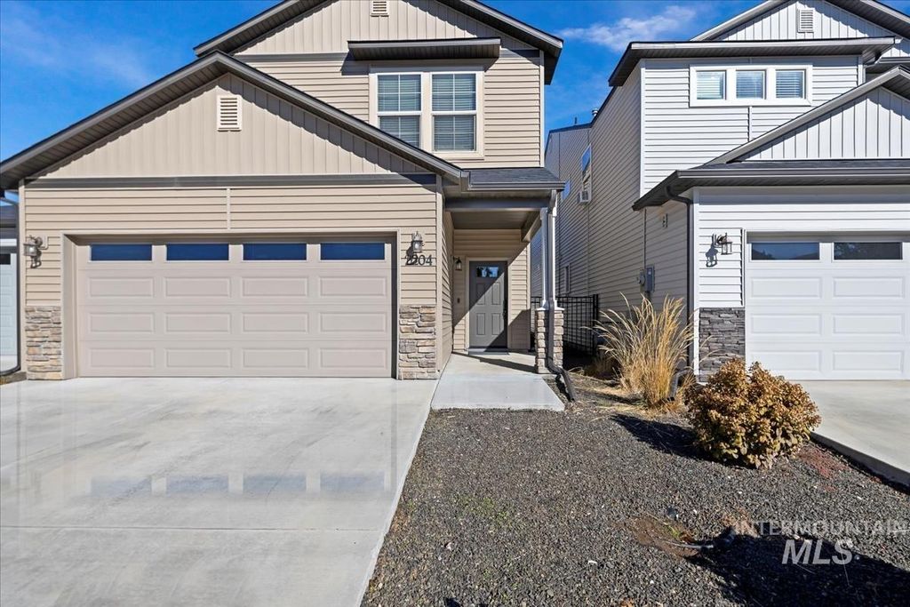 Photo of 2204 E Kamay Dr, Meridian, ID 83646 (MLS # 98965319)