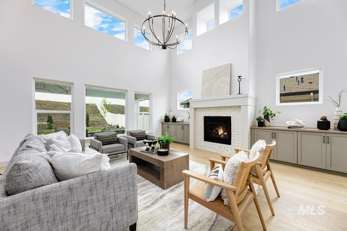 13403 N Tierra Linda Way