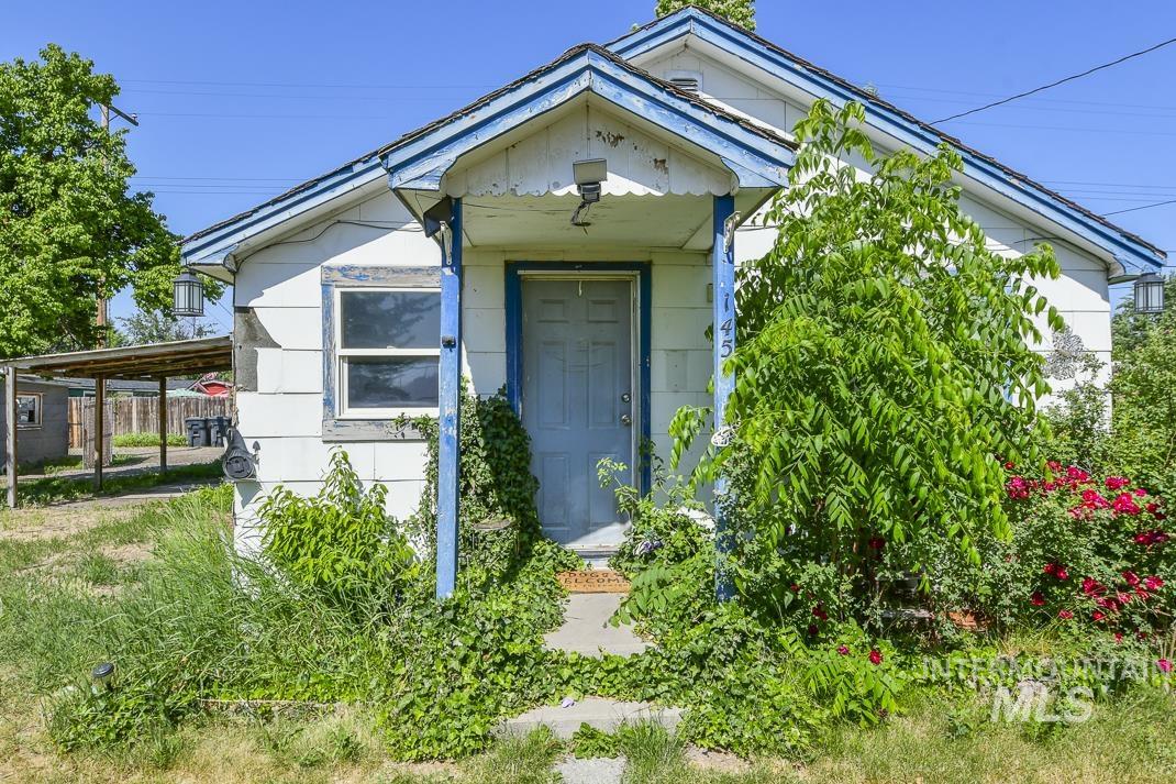 145 S 13th E