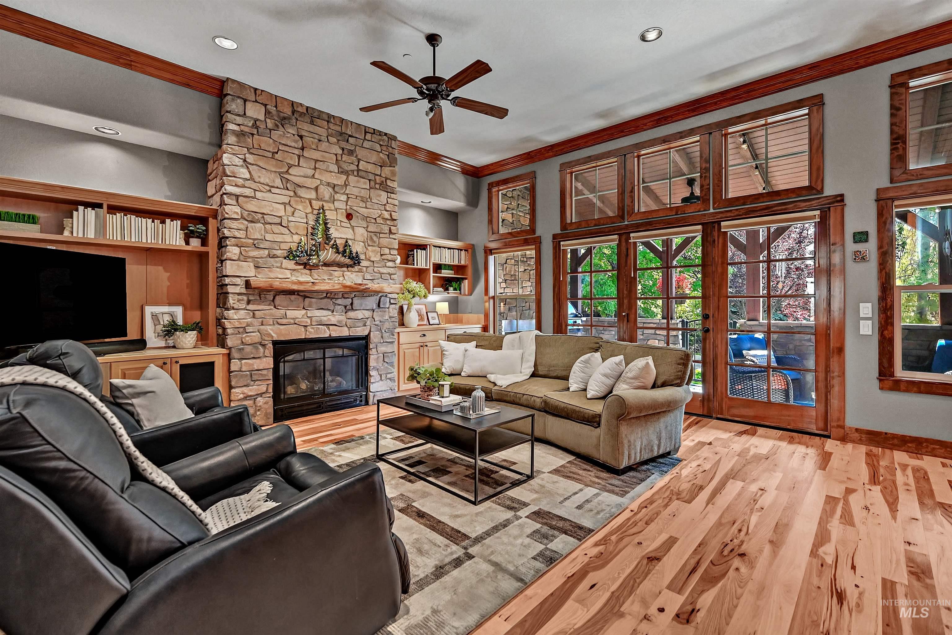 9685 W Sultana Drive