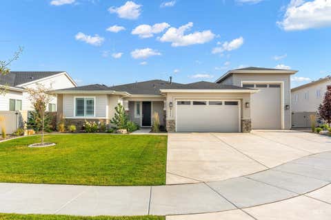Photo of 9111 W Patmore Ct, Star, ID 83669 (MLS # 98997822)