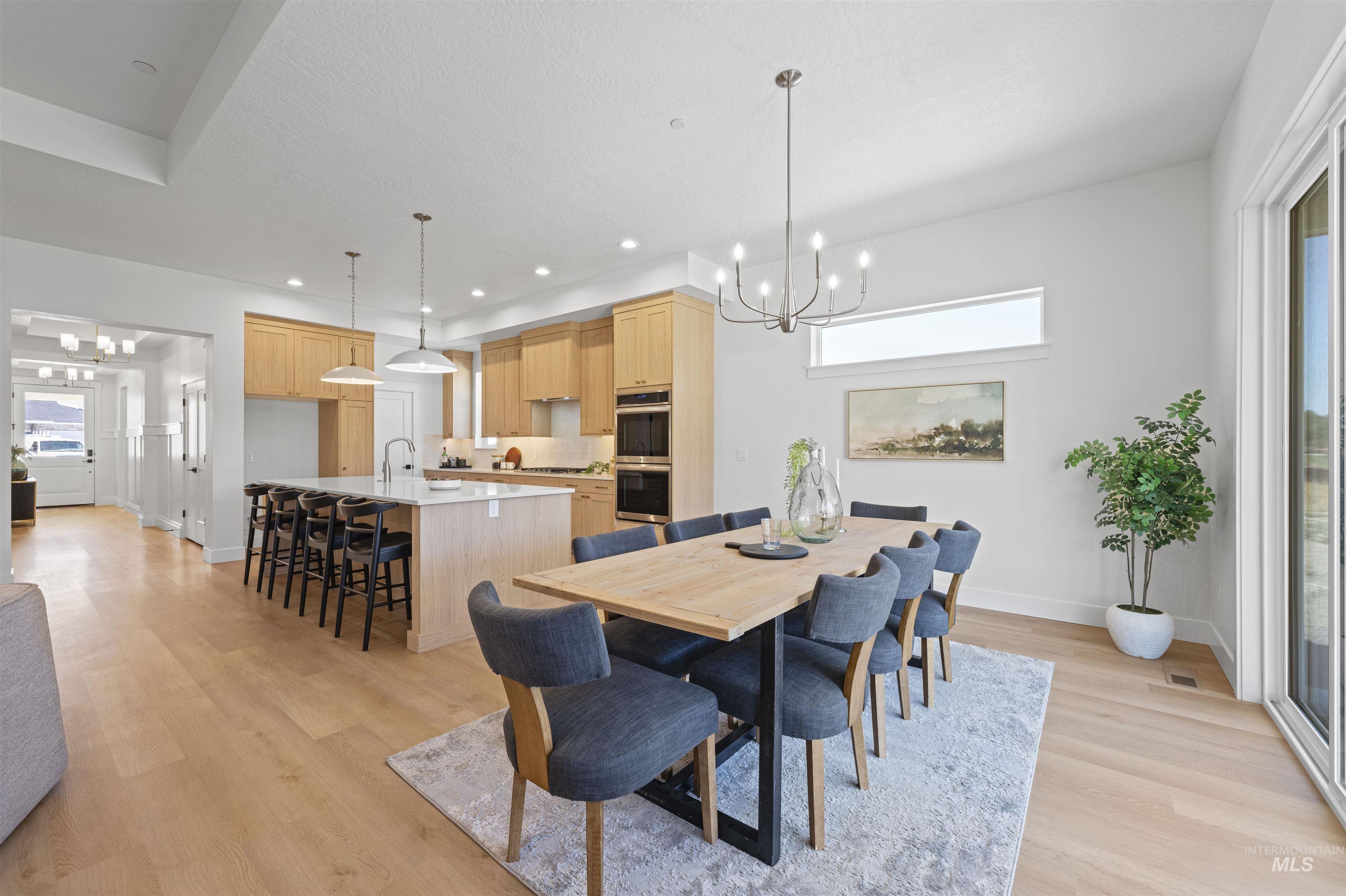 496 W Hidden Mill Court