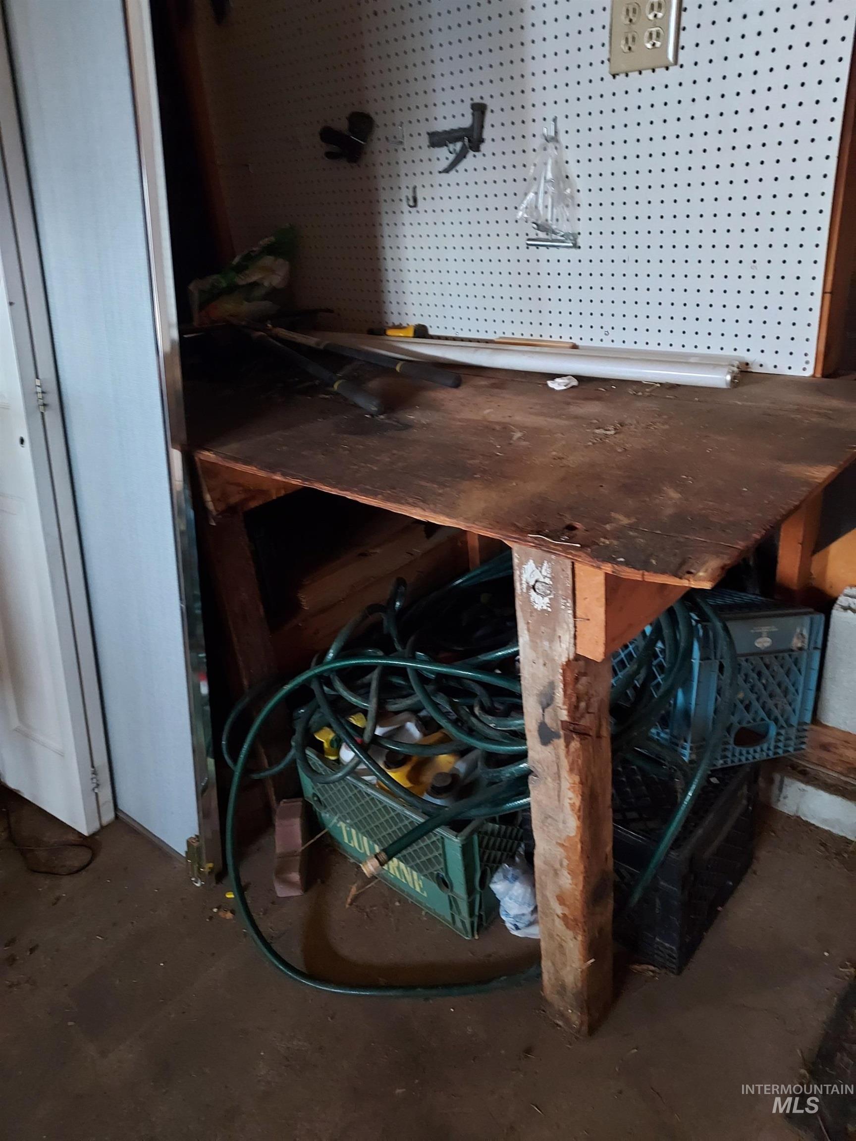 Detailed view of concrete floors