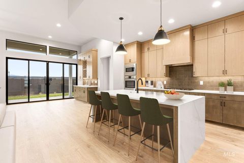 6684 N Wonder Ave Meridian ID 83646