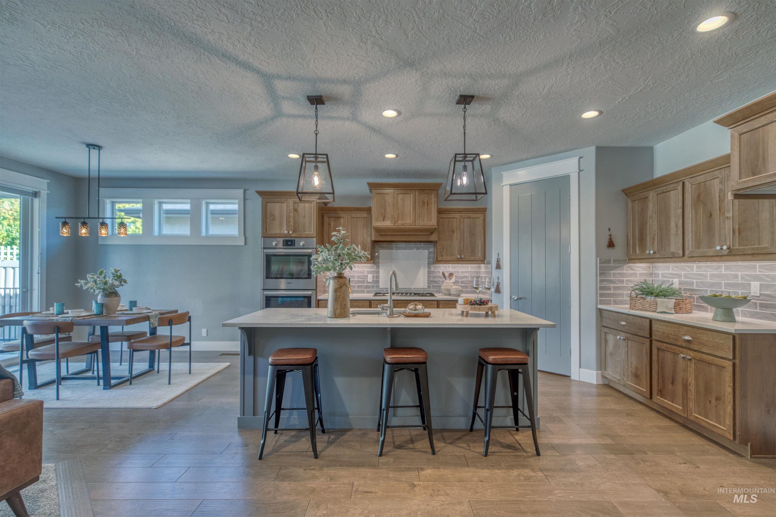 3580 E Tusa Dr