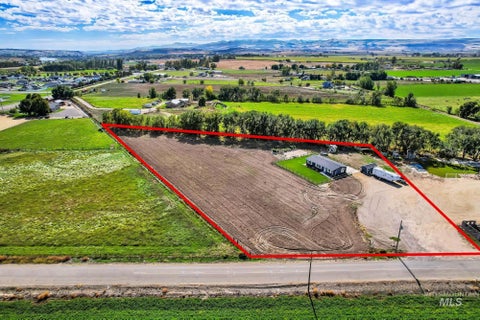 Photo of 5307 Old Bruneau Hwy, Marsing, ID 83639 (MLS # 99000246)