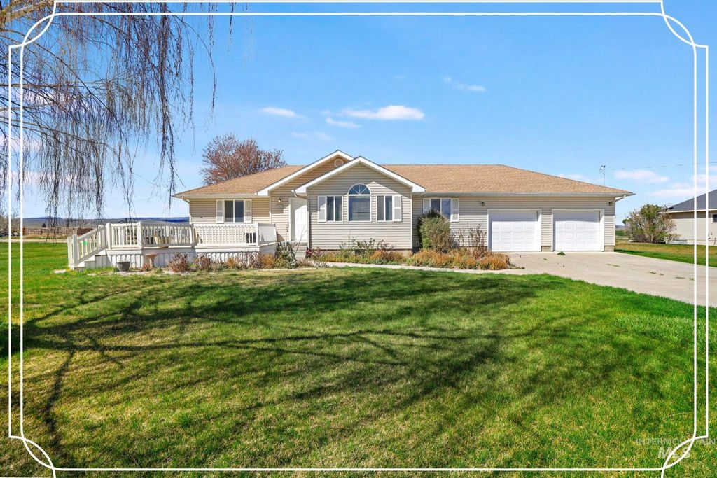 Photo of 445 S College St, Oakley, ID 83346 (MLS # 98981440)