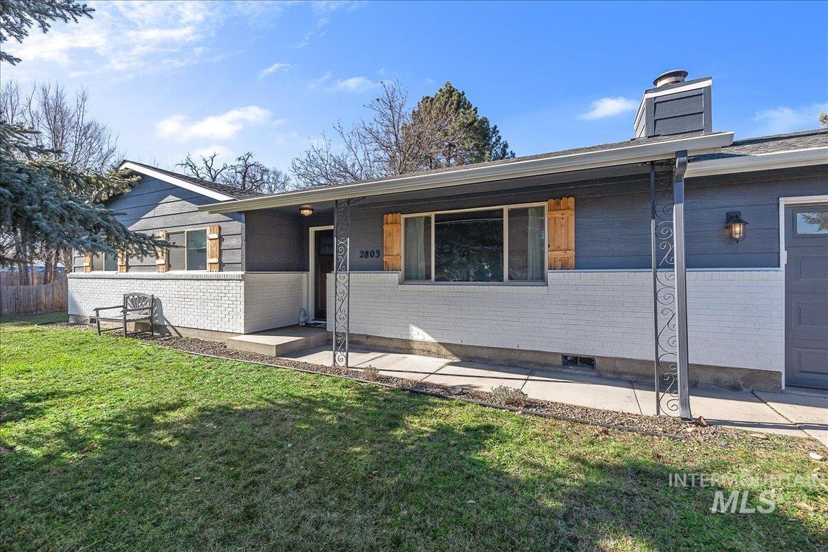 2803 S Odle Way