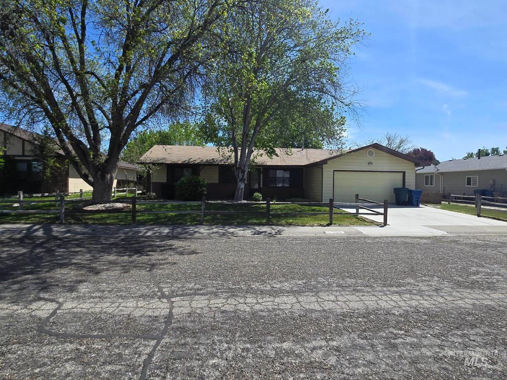 Photo of Mountain Home, ID 83647 (MLS # 98985670)