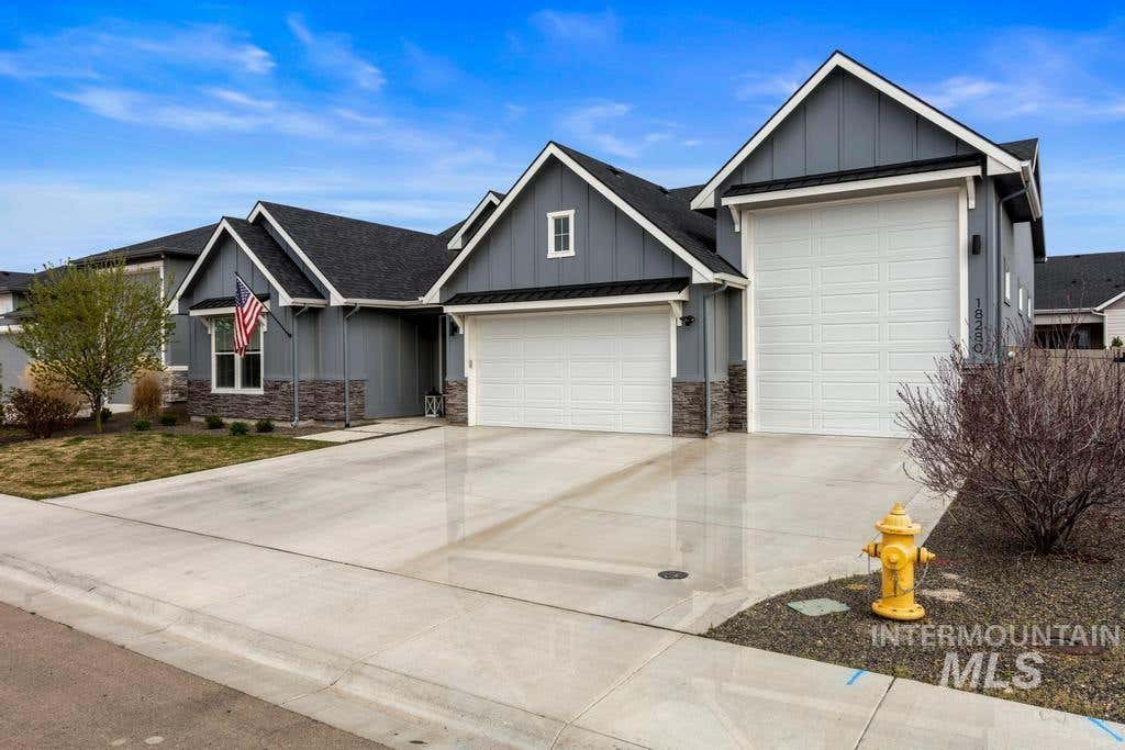 Photo of 18280 N Tulip Ave, Nampa, ID 83687 (MLS # 98990915)