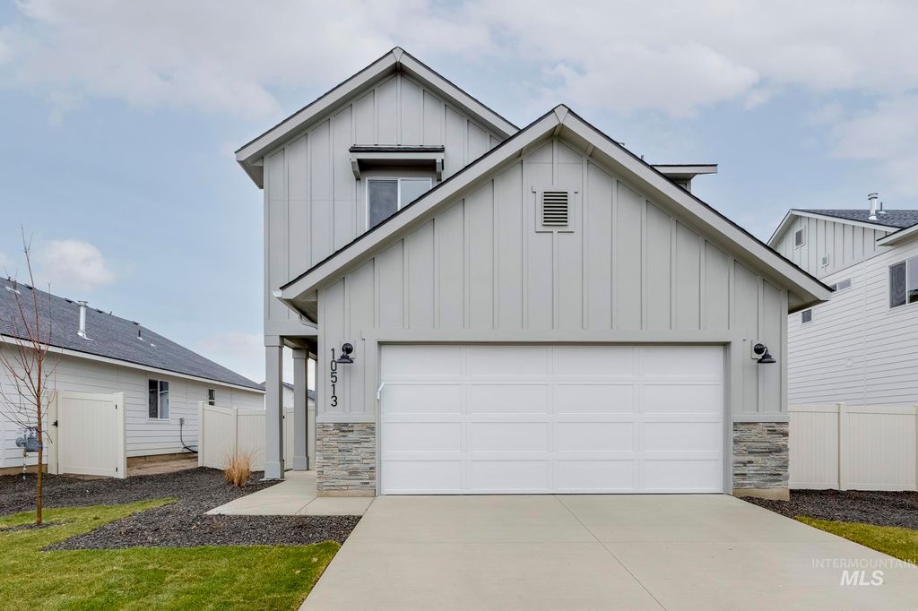 Photo of 10513 W Tinder St, Star, ID 83669 (MLS # 98970333)