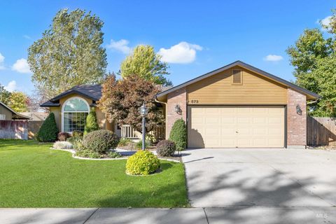 Photo of 573 S Pelican Way, Meridian, ID 83642 (MLS # 98964266)