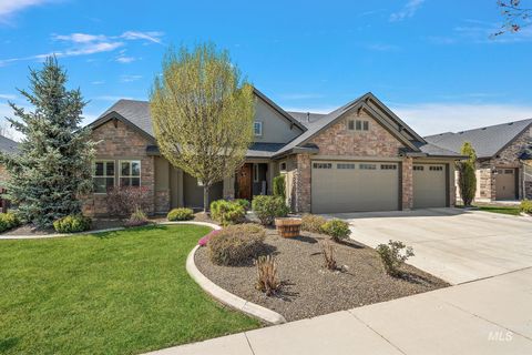 1315 N Luge Avenue Eagle ID 83616