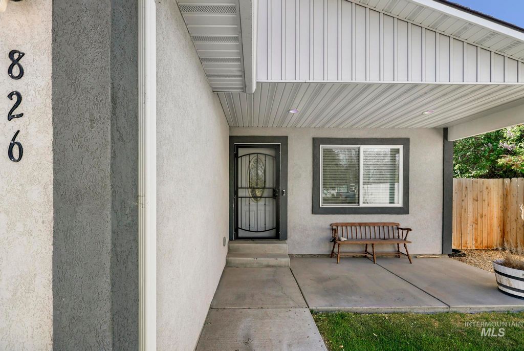 Photo of 826 Normal Ave, Burley, ID 83318 (MLS # 98983362)