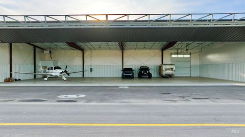 Photo of 5515 Aviation Way #1120, Caldwell, ID 83605 (MLS # 98970671)