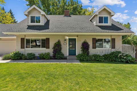 Photo of 359 N Rene Place, Eagle, ID 83616 (MLS # 98989950)