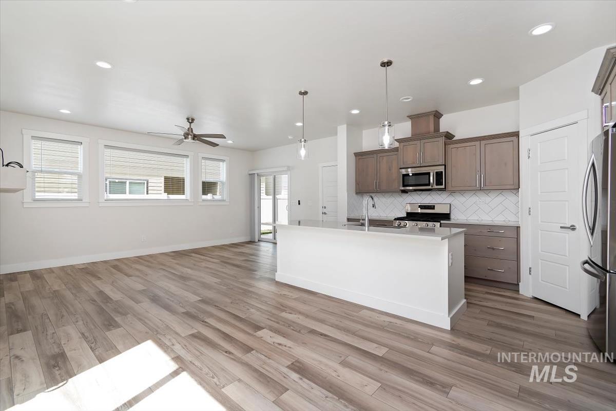 4363 N Bright Angel Ave.
