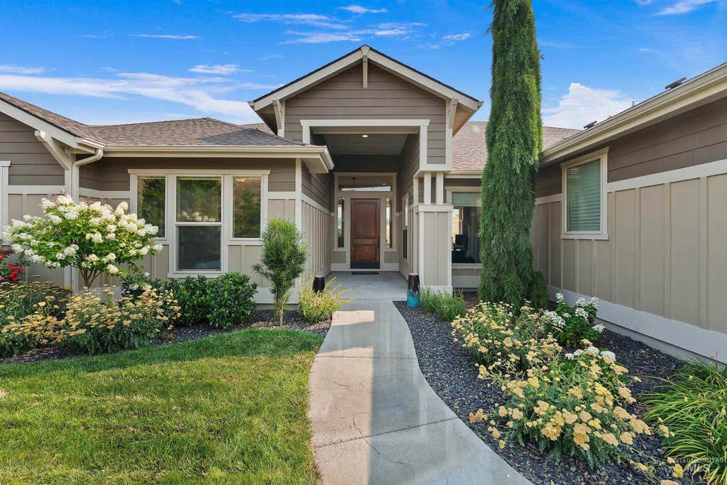 Photo of 4026 W Deerpath Drive, Boise, ID 83714 (MLS # 98995797)