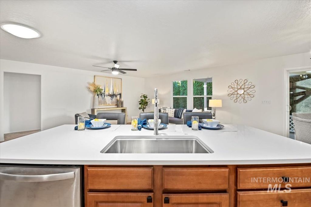 Photo of 267 E Red Rock St, Meridian, ID 83646 (MLS # 98965692)