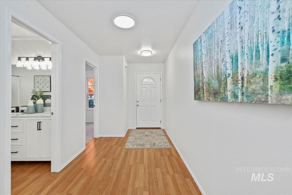 Photo of 267 E Red Rock St, Meridian, ID 83646 (MLS # 98965692)