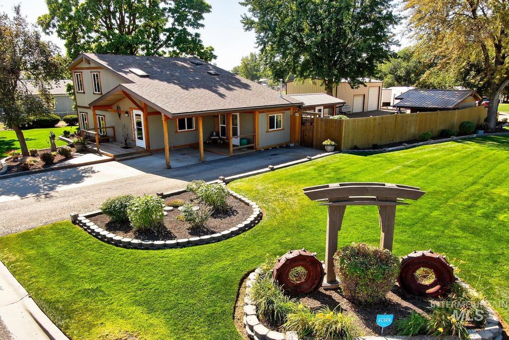 Photo of 13001 S Ocotillo Dr, Kuna, ID 83634 (MLS # 98963460)