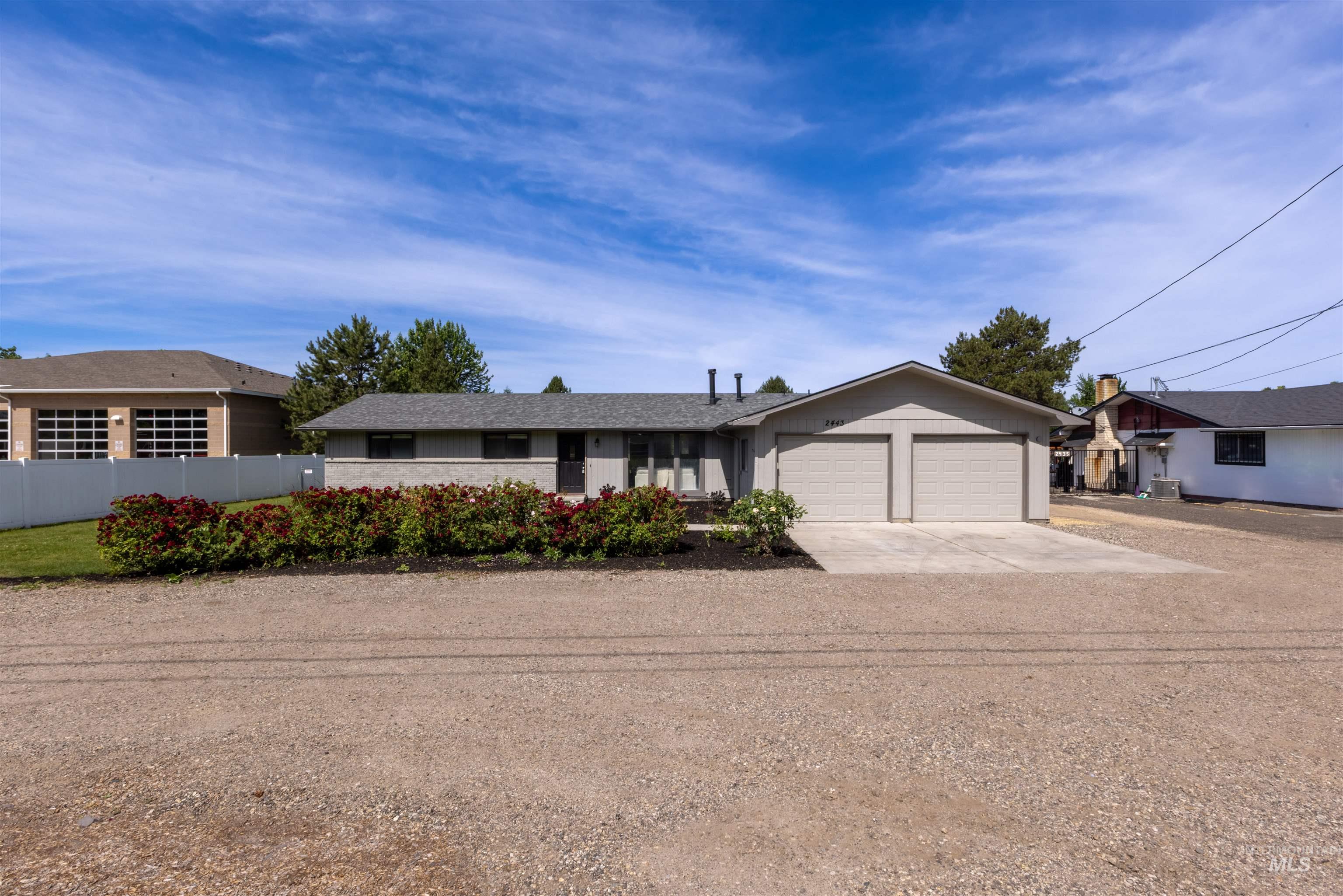 2443 S Five Mile