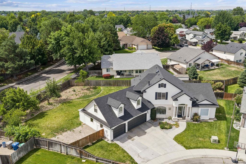 Photo of 1725 S Rushmore PL, Boise, ID 83709 (MLS # 98990400)