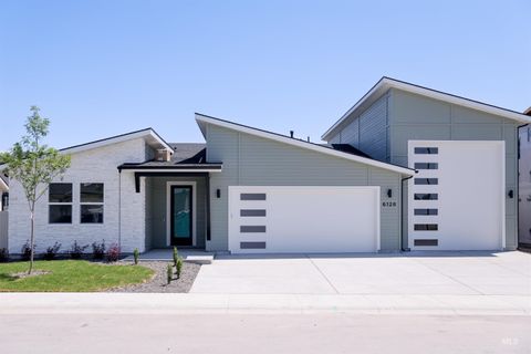 6200 S Binky Ave Meridian ID 83642