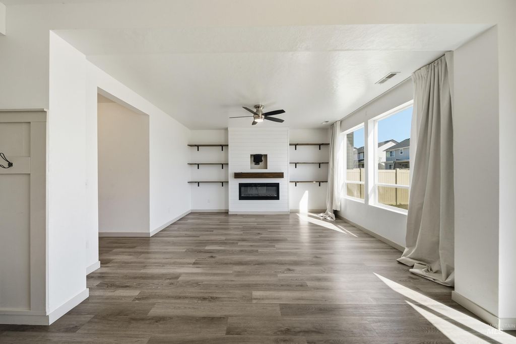 Photo of 6670 S Birch Creek Ave, Meridian, ID 83642 (MLS # 98979070)