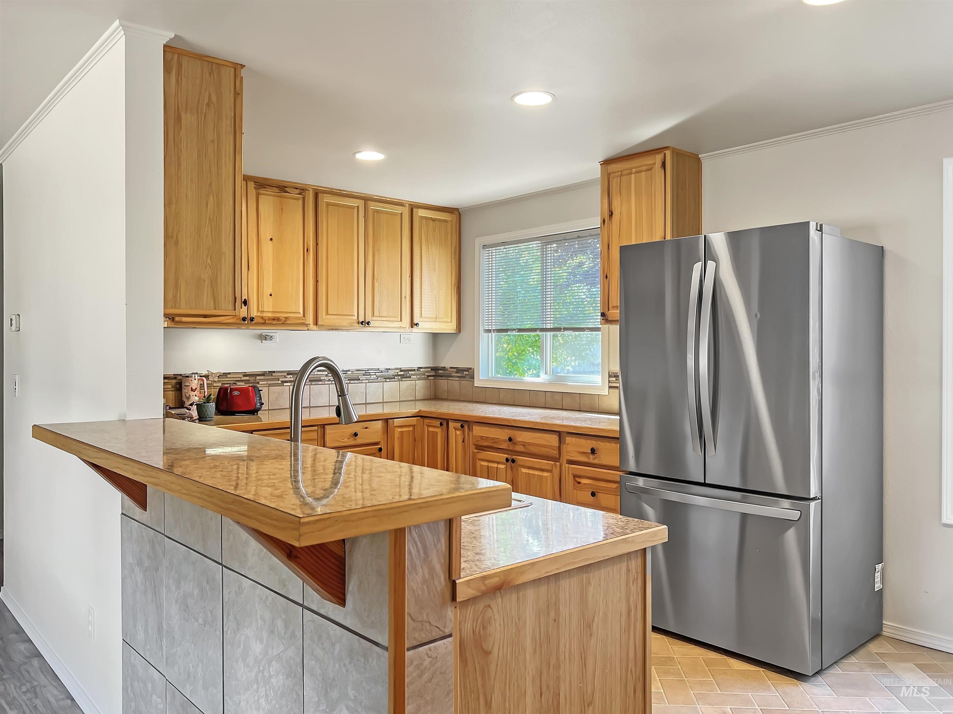 Ontario, Oregon 97914, United States, 3 Bedrooms Bedrooms, ,2 BathroomsBathrooms,Residential,Active,224694