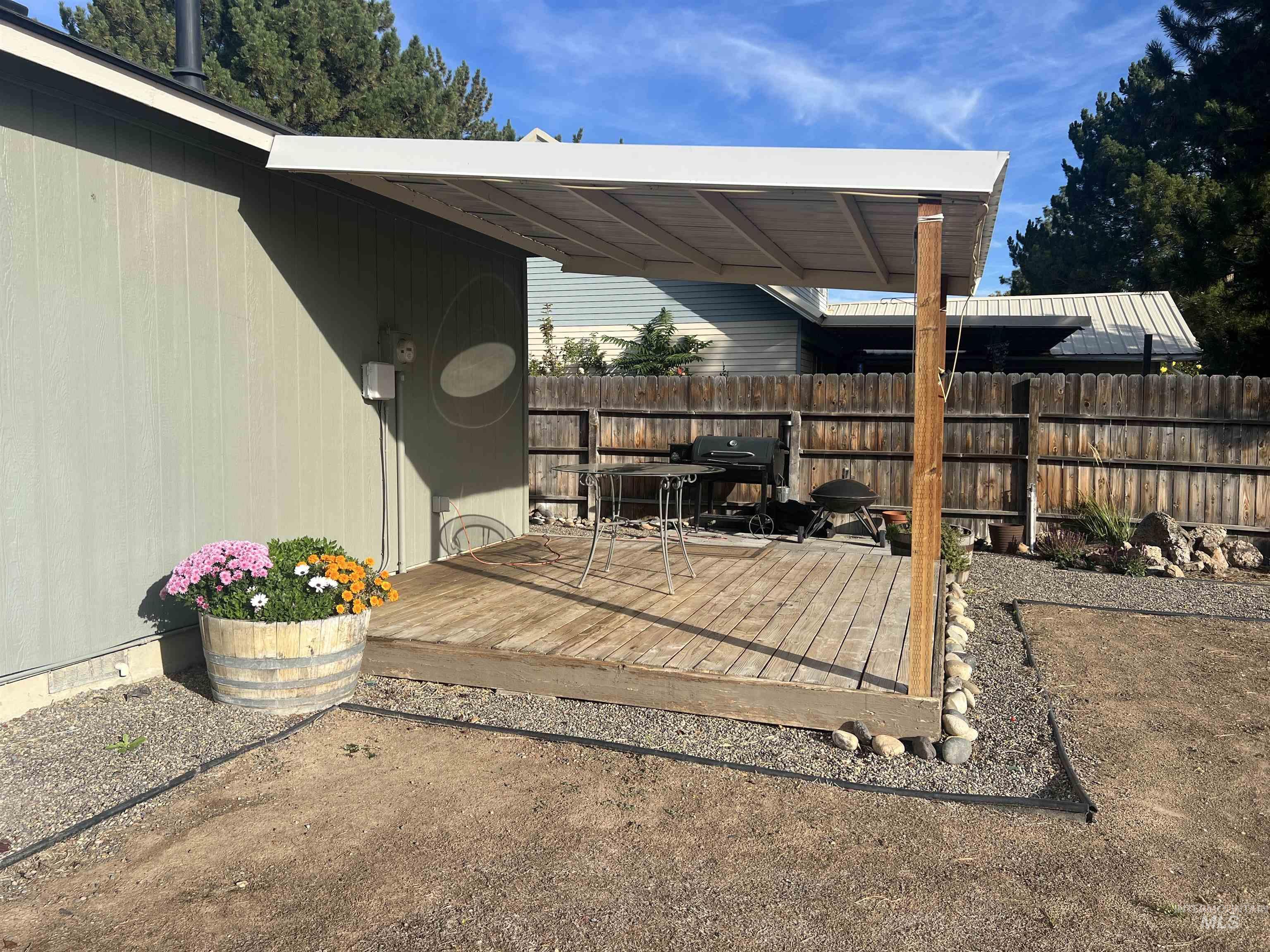 Ontario, Oregon 97914, United States, 3 Bedrooms Bedrooms, ,2 BathroomsBathrooms,Residential,Active,224694