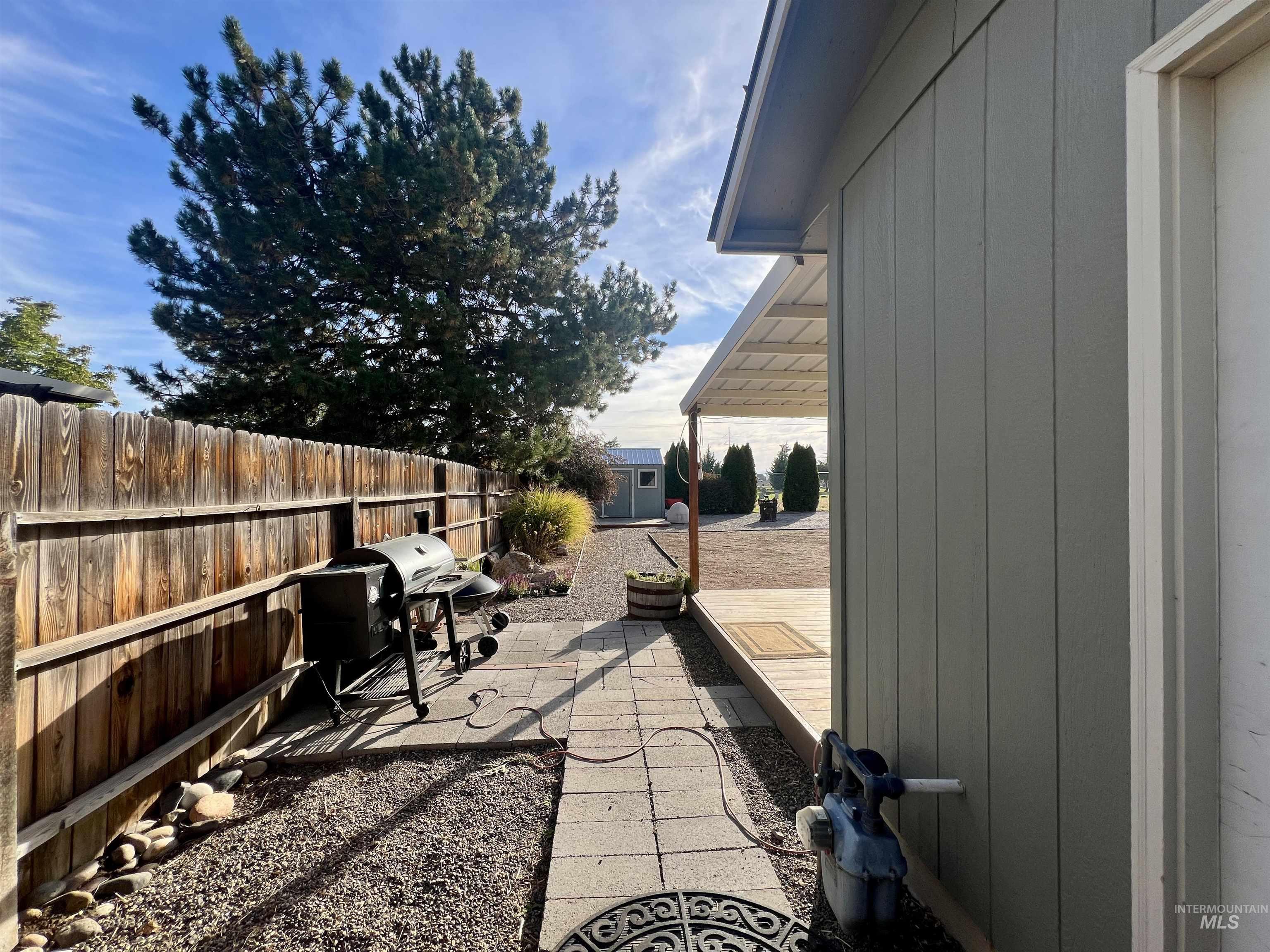 Ontario, Oregon 97914, United States, 3 Bedrooms Bedrooms, ,2 BathroomsBathrooms,Residential,Active,224694