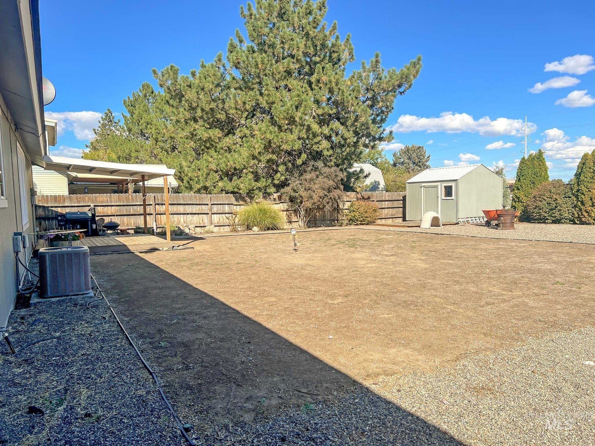 Ontario, Oregon 97914, United States, 3 Bedrooms Bedrooms, ,2 BathroomsBathrooms,Residential,Active,224694