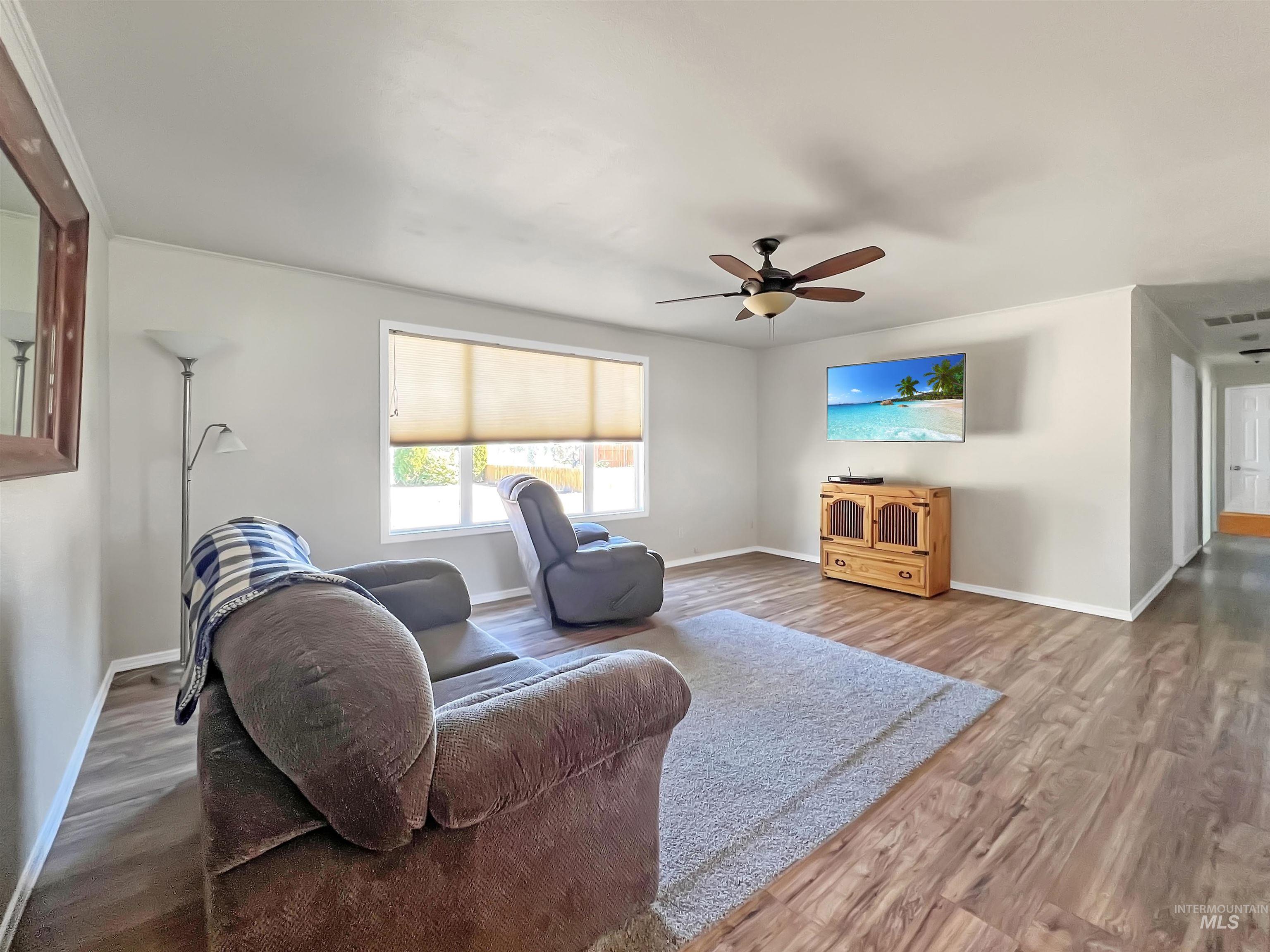 Ontario, Oregon 97914, United States, 3 Bedrooms Bedrooms, ,2 BathroomsBathrooms,Residential,Active,224694