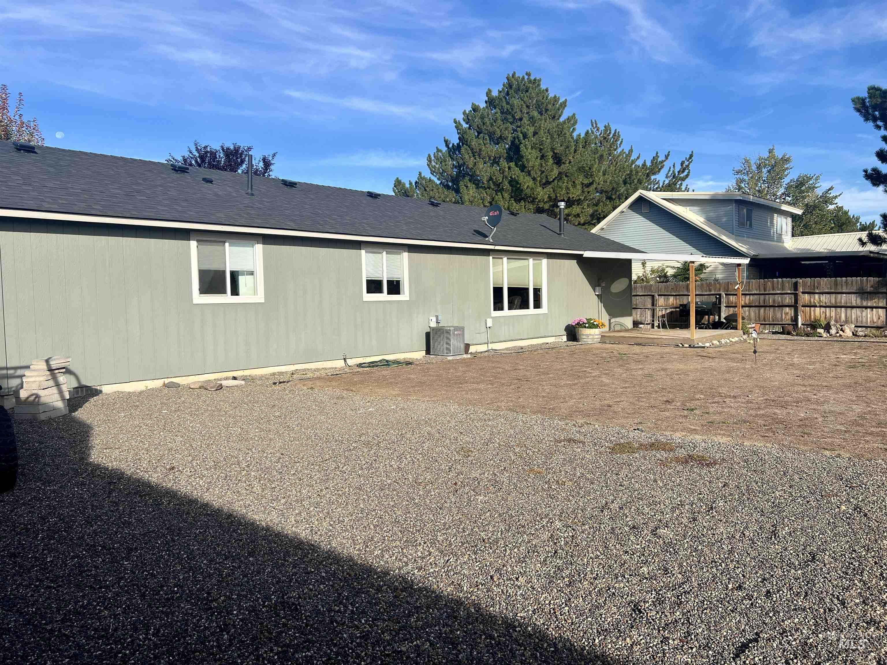 Ontario, Oregon 97914, United States, 3 Bedrooms Bedrooms, ,2 BathroomsBathrooms,Residential,Active,224694