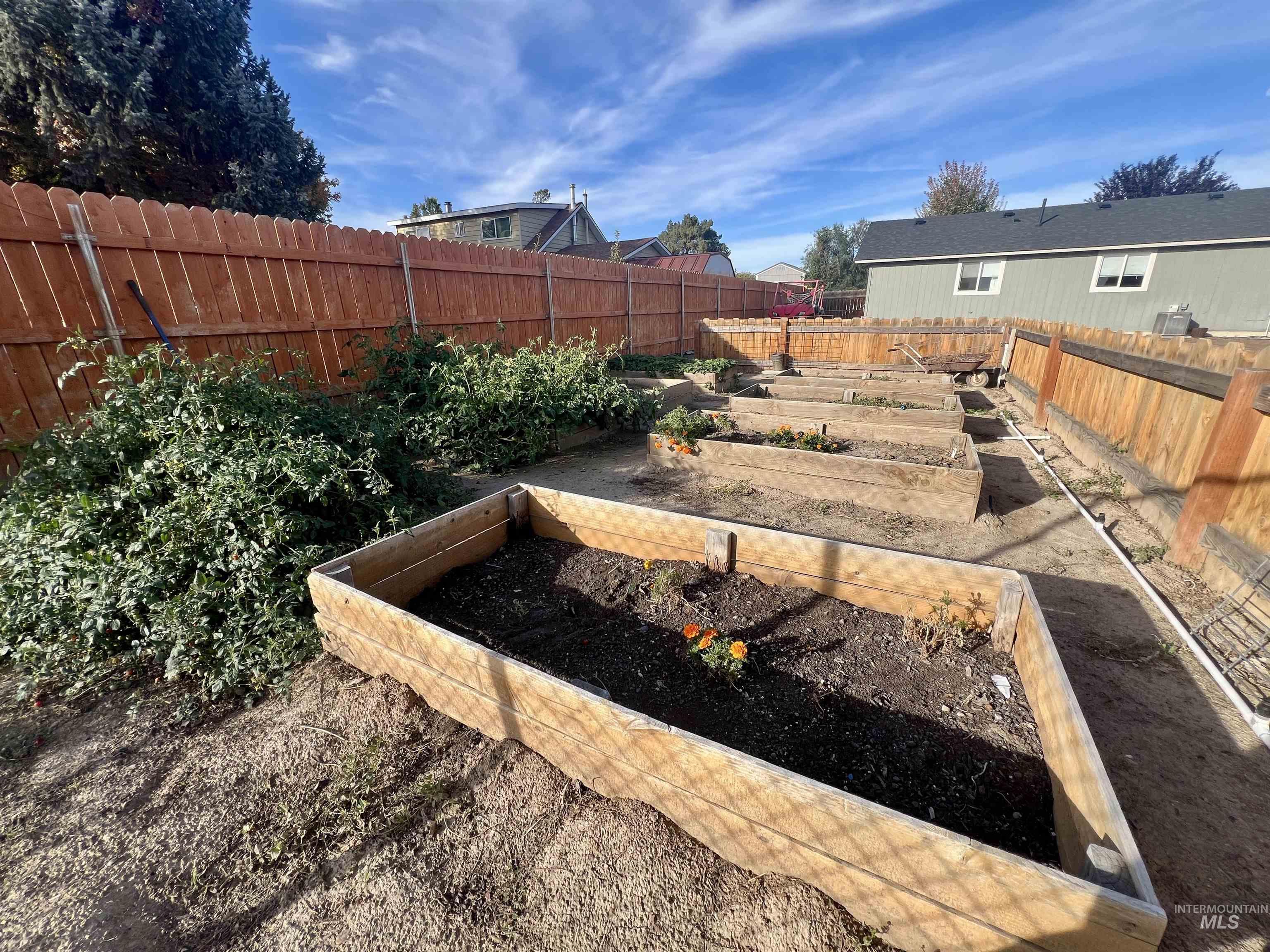 Ontario, Oregon 97914, United States, 3 Bedrooms Bedrooms, ,2 BathroomsBathrooms,Residential,Active,224694