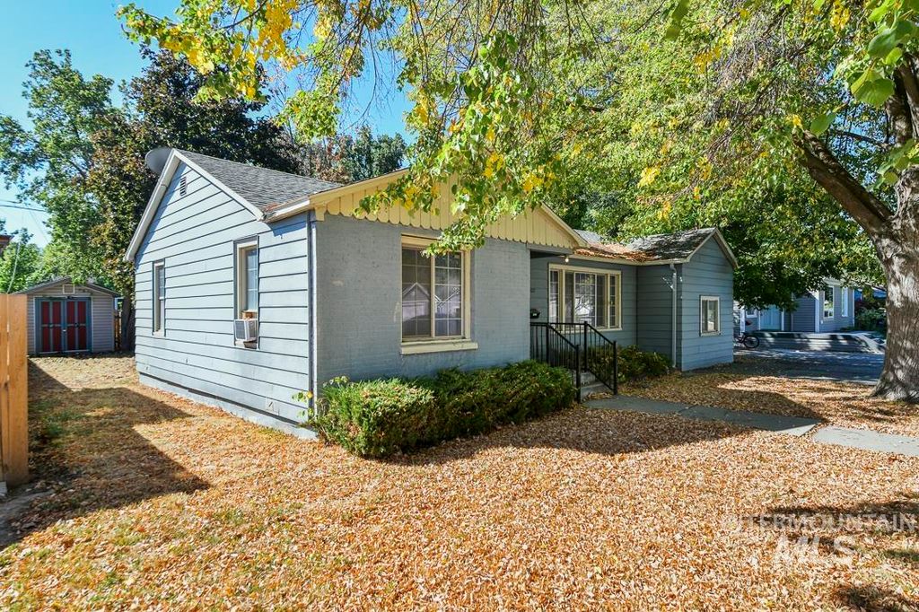 Photo of 5207 W Peg St, Boise, ID 83706 (MLS # 98968953)