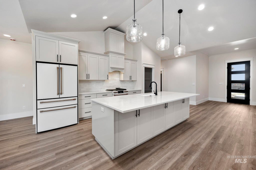 Photo of 548 Canyon Falls Dr, Twin Falls, ID 83301 (MLS # 98990126)