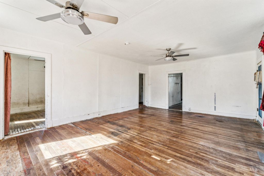 Photo of 521 10th Ave N, Payette, ID 83661 (MLS # 98977048)