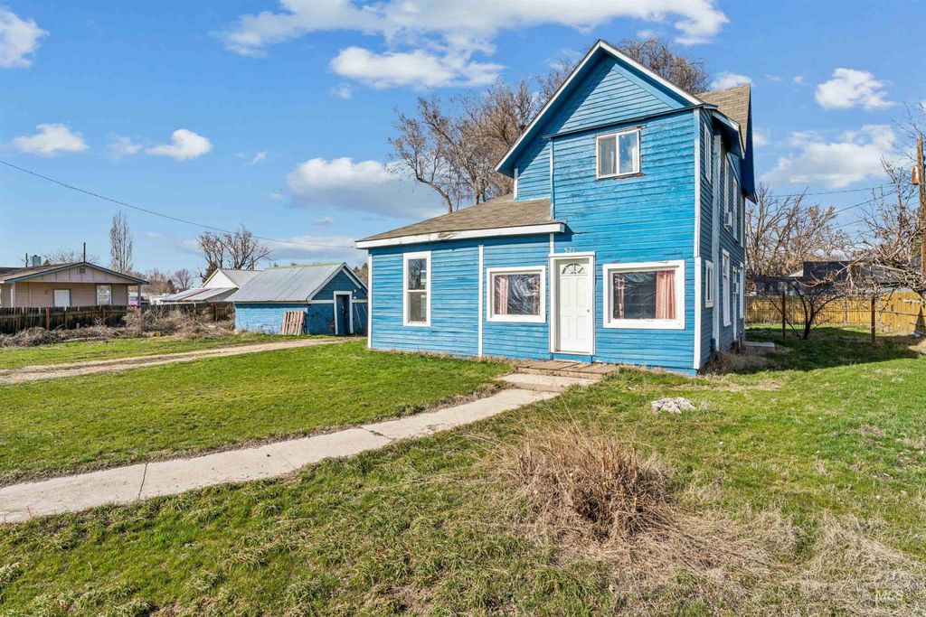 Photo of 521 10th Ave N, Payette, ID 83661 (MLS # 98977048)