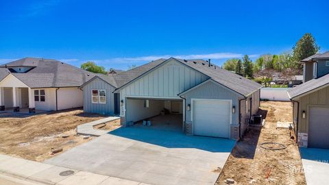 Photo of 1183 W Recess Way, Kuna, ID 83634 (MLS # 98968311)