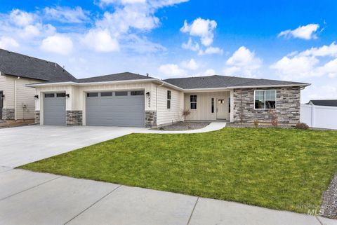 Photo of 1183 W Recess Way, Kuna, ID 83634 (MLS # 98968311)