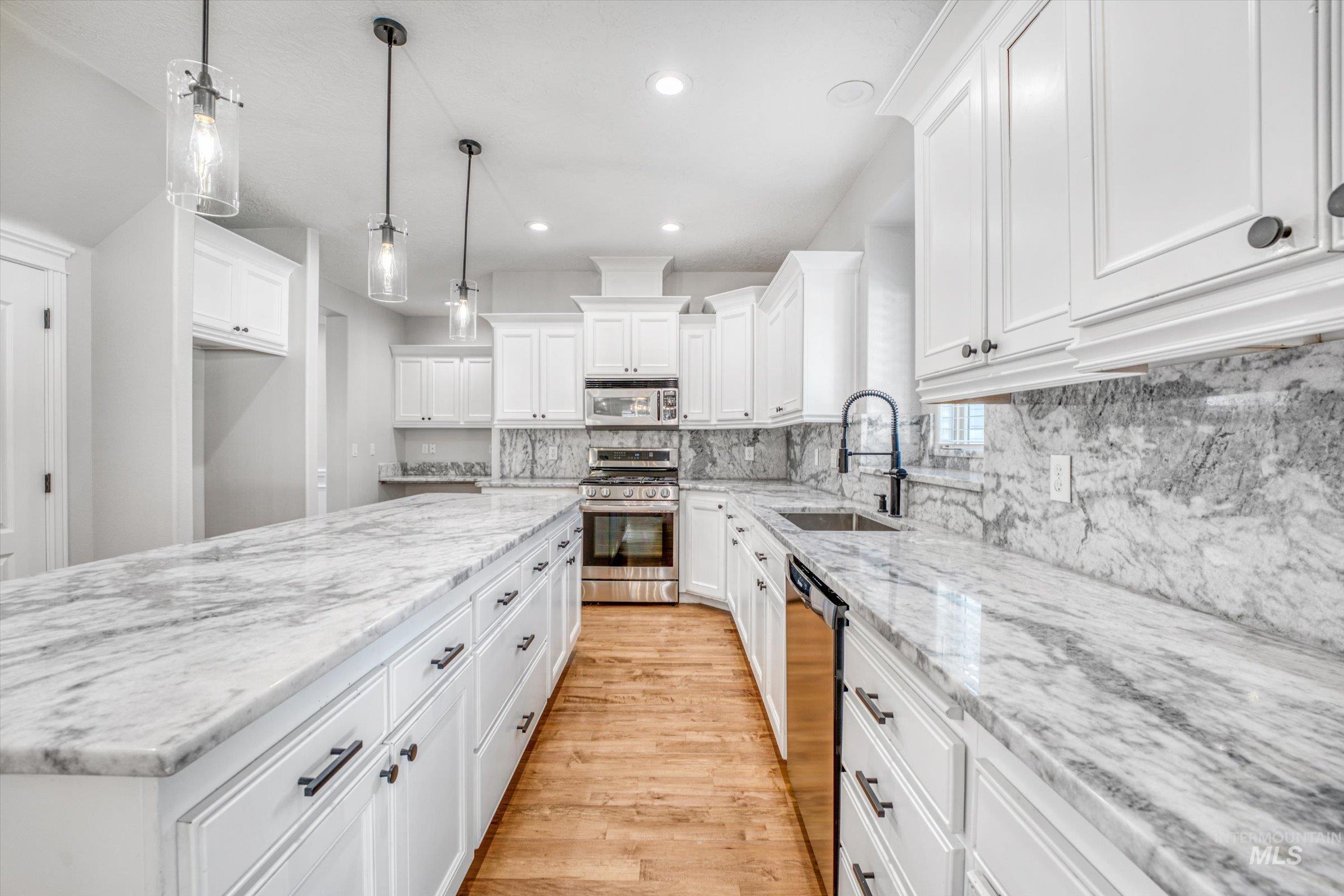 309 S Fernan Lake Way