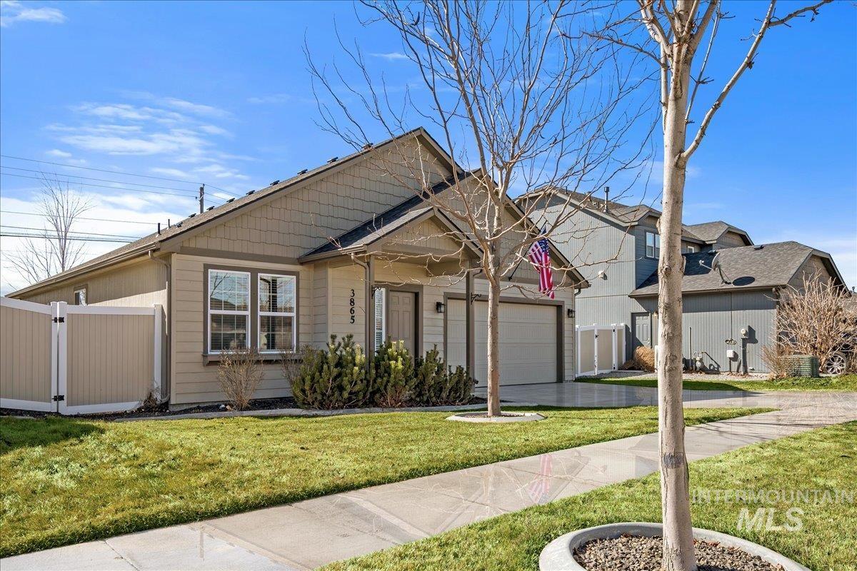 3865 S Windy Ridge Dr