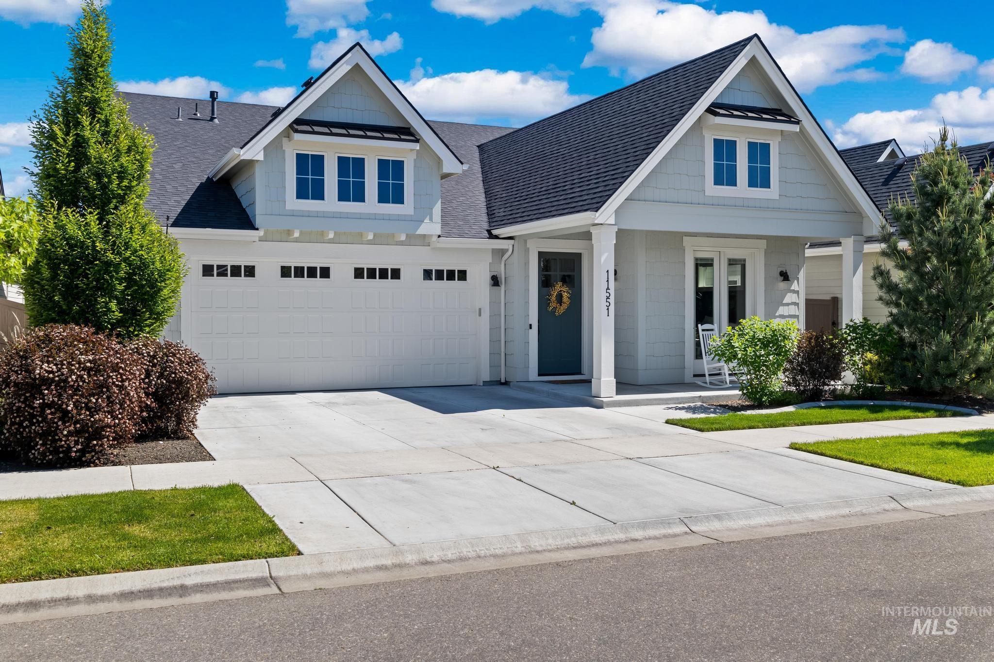 11551 W Campanula