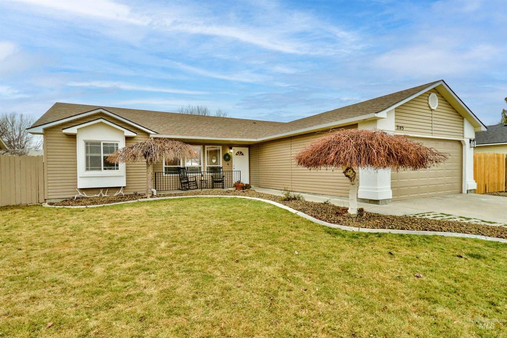 Photo of 7145 E Hampton Ln, Nampa, ID 83687 (MLS # 98972553)