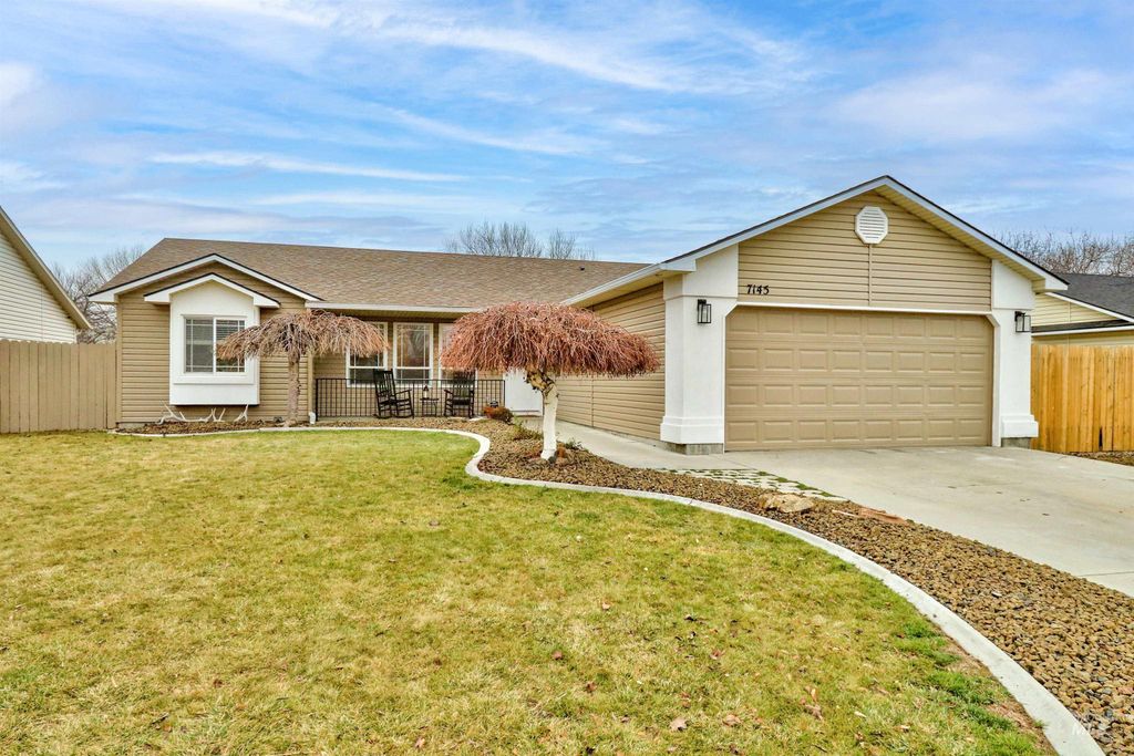 Photo of 7145 E Hampton Ln, Nampa, ID 83687 (MLS # 98972553)