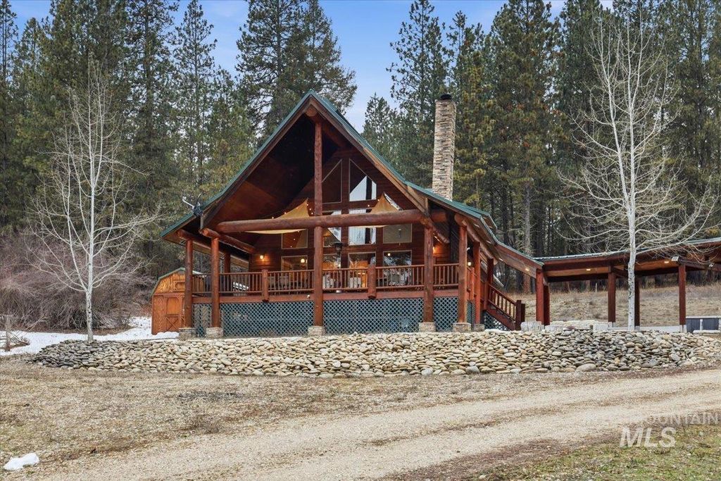 Photo of 20 Valley High Rd, Garden Valley, ID 83622 (MLS # 98972527)