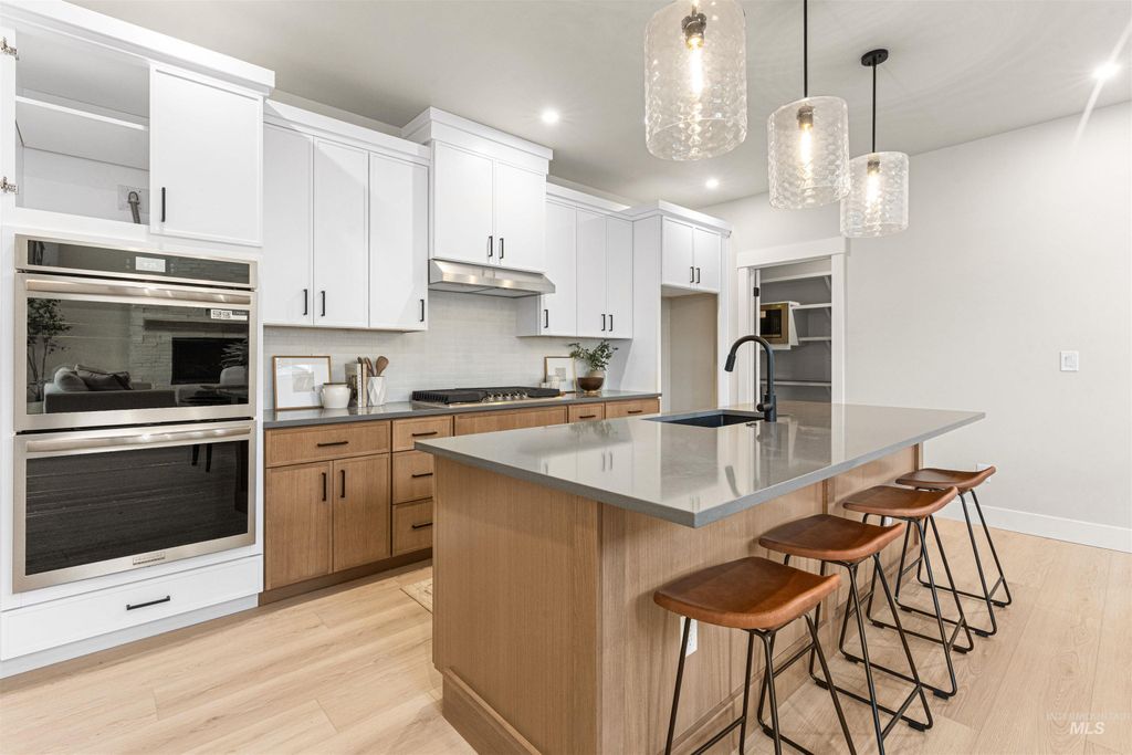 Photo of 12587 W Meliora Ln, Star, ID 83669 (MLS # 98978129)