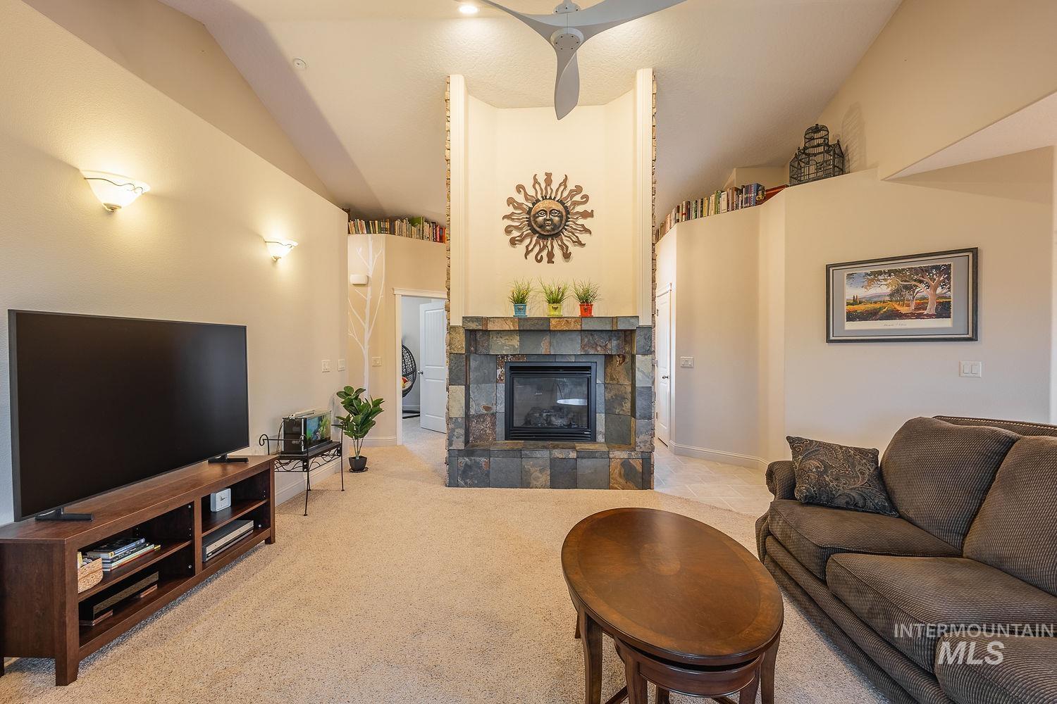 345 N Magnolia Pl.
